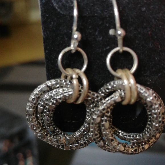 💫 2/$15 3/$20 or $10 each Earrings - Picture 2 of 2